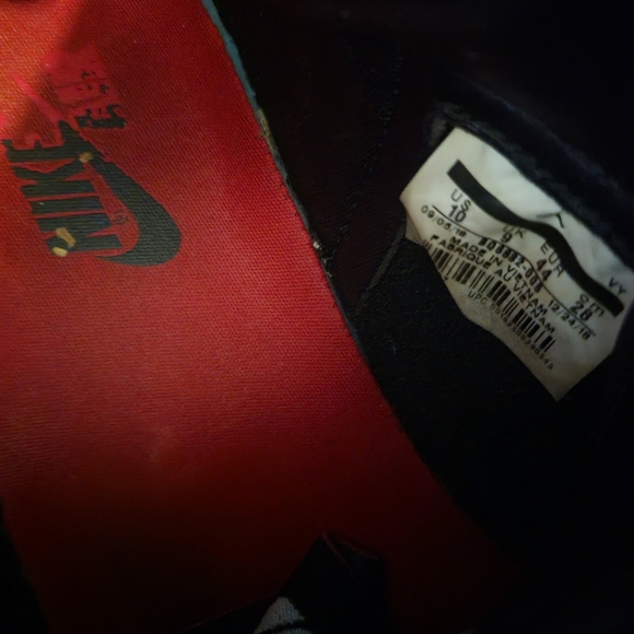 Air Jordan 1 Retro High OG 'Couture' - Picture 9 of 10